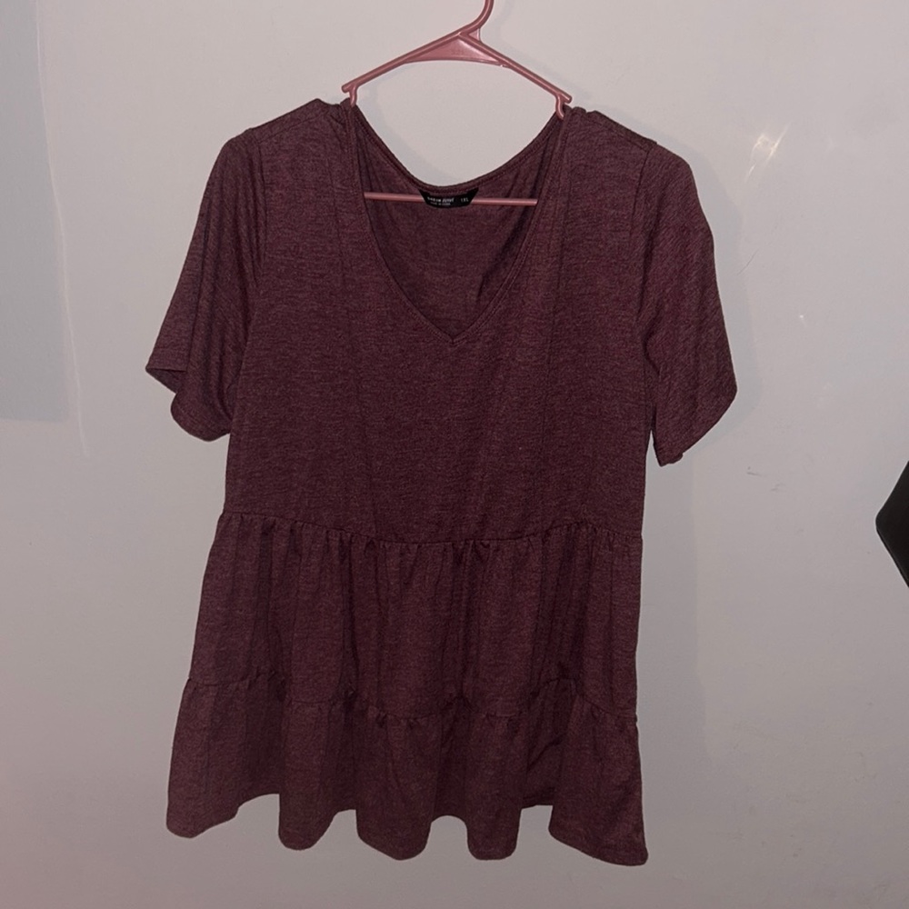 Comfy and cute top. Great condition